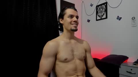 Snapshot of maxi_styles chatting on January 20, 12:25 am Alex online show from January 20, 12:25 am