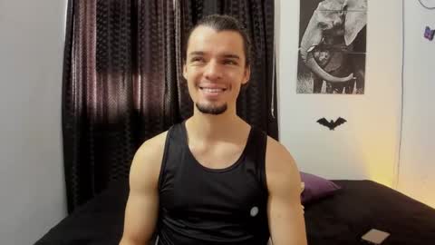 Snapshot of maxi_styles chatting on February 23, 2:14 pm Alex online show from February 23, 2:14 pm