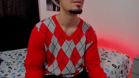 Snapshot of maxi_styles chatting on February 28, 10:17 pm Alex online show from February 28, 10:17 pm