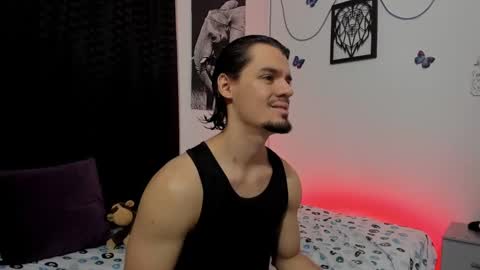 Snapshot of maxi_styles chatting on March 2, 5:54 am Alex online show from March 2, 5:54 am