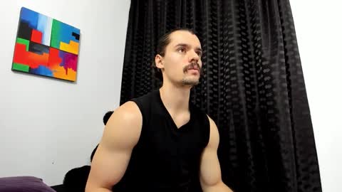 Snapshot of maxi_styles chatting on September 28, 8:14 pm Alex online show from September 28, 8:14 pm