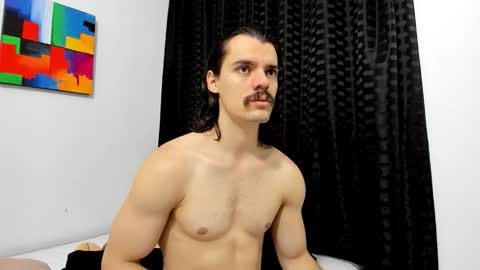 Snapshot of maxi_styles chatting on September 30, 7:41 pm Alex online show from September 30, 7:41 pm