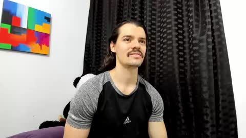 Snapshot of maxi_styles chatting on October 4, 6:50 pm Alex online show from October 4, 6:50 pm