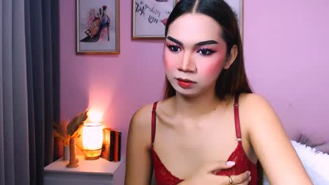 Snapshot of maxie_greyson chatting on December 17, 11:39 am maxie greyson online show from December 17, 11:39 am