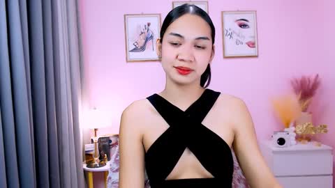 Snapshot of maxie_greyson chatting on February 27, 7:01 am maxie greyson online show from February 27, 7:01 am