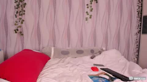 Snapshot of maxim_burn chatting on October 7, 1:30 pm maxim burn online show from October 7, 1:30 pm