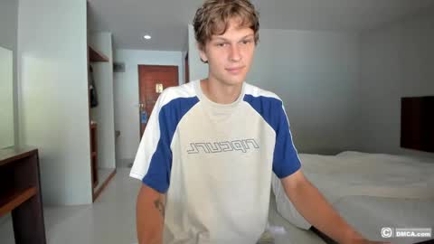 Snapshot of maxim_burn chatting on April 23, 12:34 am maxim burn online show from April 23, 12:34 am