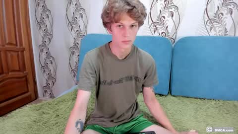 Snapshot of maxim_burn chatting on June 4, 11:49 am maxim burn online show from June 4, 11:49 am