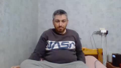 Snapshot of maximefrxx chatting on December 26, 8:11 pm Maxime online show from December 26, 8:11 pm