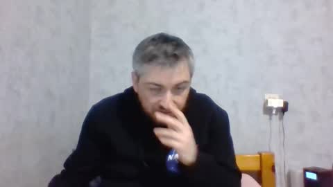 Snapshot of maximefrxx chatting on December 29, 4:19 pm Maxime online show from December 29, 4:19 pm