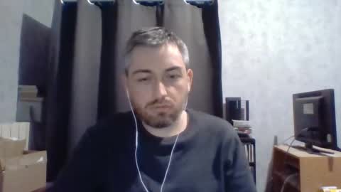 Snapshot of maximefrxx chatting on February 15, 4:25 pm Maxime online show from February 15, 4:25 pm