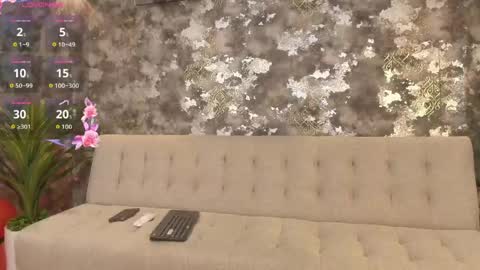 Maximiliano online show from June 9, 1:01 pm