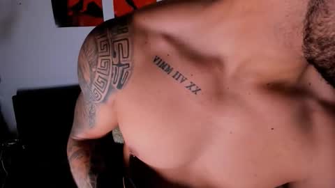 Snapshot of maximo004 chatting on October 13, 2:17 pm Maximo online show from October 13, 2:17 pm