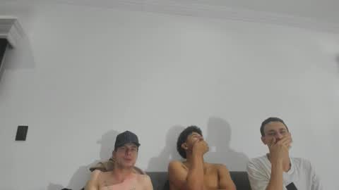 Snapshot of maximo__77 chatting on November 22, 8:02 am maximo__77 online show from November 22, 8:02 am