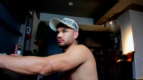 maximo_and_marcelo online show from April 29, 10:52 am