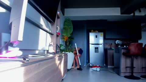 maximo_and_marcelo online show from May 1, 11:48 am