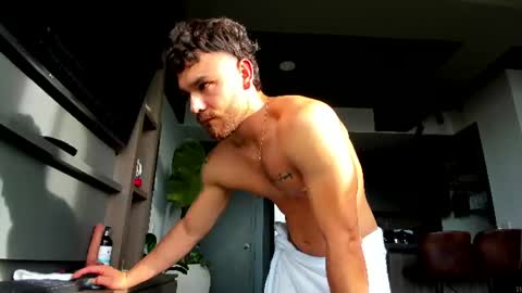 maximo_and_marcelo online show from July 30, 12:04 pm