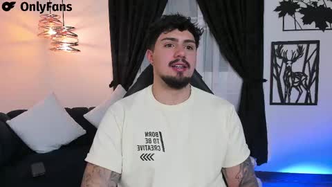 Snapshot of maximo_rodriguez chatting on February 21, 6:07 am Maximo online show from February 21, 6:07 am