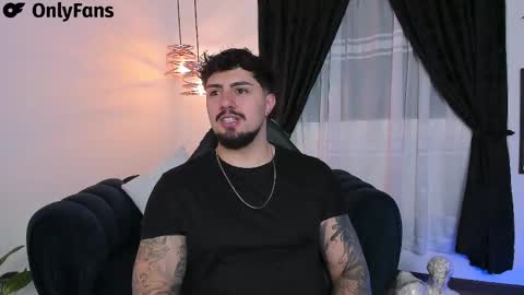 Snapshot of maximo_rodriguez chatting on March 3, 4:47 am Maximo online show from March 3, 4:47 am