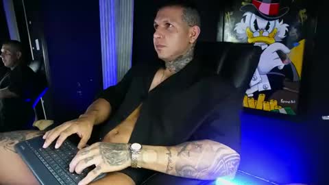 Maximo online show from October 24, 11:12 pm