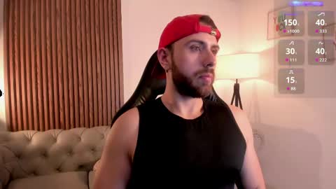 Snapshot of maximo_wolf1 chatting on May 28, 8:39 pm Maximo Wolf online show from May 28, 8:39 pm