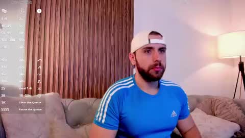 Snapshot of maximo_wolf1 chatting on June 18, 11:47 am Maximo Wolf online show from June 18, 11:47 am