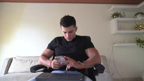 Sebastian online show from June 25, 6:56 pm