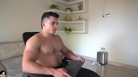 Sebastian online show from July 5, 5:31 pm