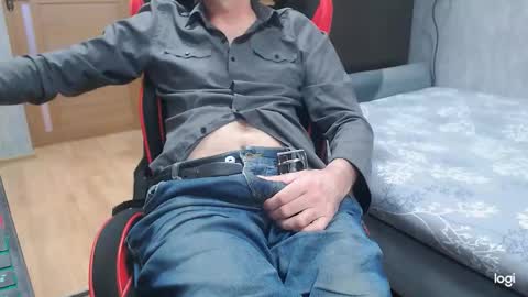 maximus3334 online show from February 24, 10:02 am