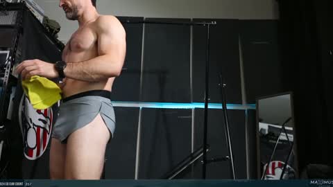 Snapshot of maximus_787 chatting on February 2, 6:53 pm Maximus7871 online show from February 2, 6:53 pm