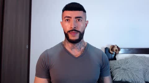 Independent Model online show from February 24, 4:16 am