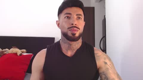 Independent Model online show from June 13, 3:37 am