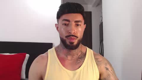 Independent Model online show from June 18, 4:57 am
