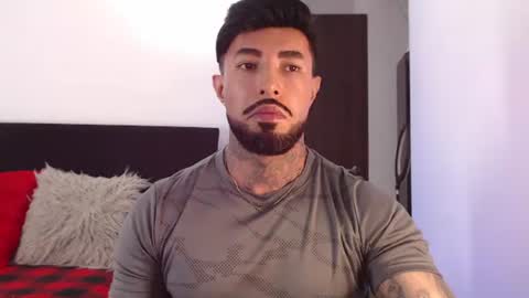 Snapshot of maximus_golden chatting on June 22, 2:35 am Independent Model online show from June 22, 2:35 am
