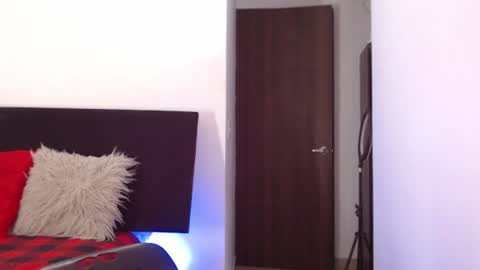 Snapshot of maximus_golden chatting on June 22, 3:25 am Independent Model online show from June 22, 3:25 am