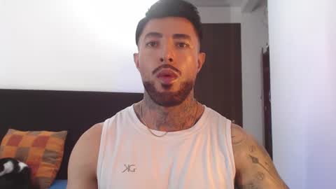Snapshot of maximus_golden chatting on July 16, 4:18 am Independent Model online show from July 16, 4:18 am