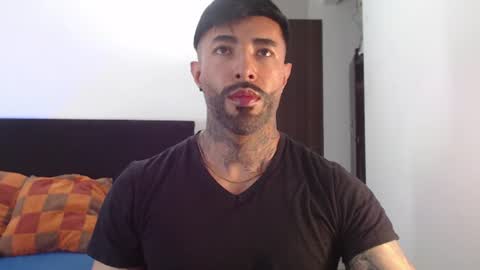 Snapshot of maximus_golden chatting on July 29, 3:37 am Independent Model online show from July 29, 3:37 am