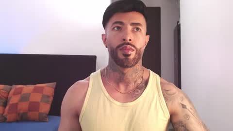 Snapshot of maximus_golden chatting on August 2, 10:30 pm Independent Model online show from August 2, 10:30 pm