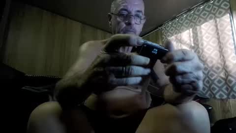 Max online show from February 10, 6:09 am