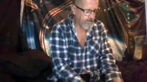 Snapshot of maximus_oreally chatting on April 3, 11:25 pm Max online show from April 3, 11:25 pm