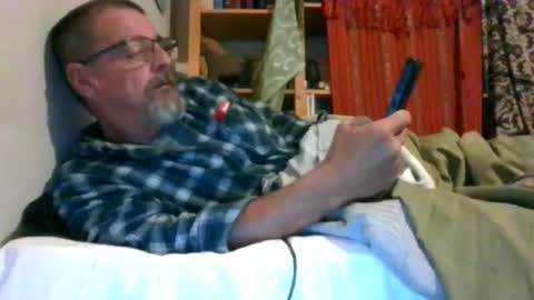 Snapshot of maximus_oreally chatting on April 19, 9:41 am Max online show from April 19, 9:41 am