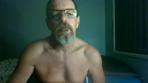 Max online show from June 10, 11:46 pm