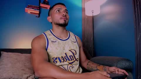 Maximus Clark online show from October 27, 1:09 am