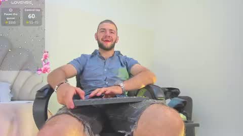 Maximus online show from July 17, 12:23 pm