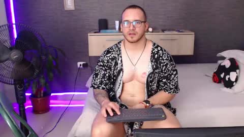 maximus online show from June 25, 8:13 pm