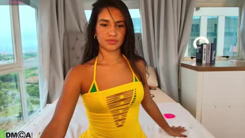 Maxine online show from March 10, 7:41 pm