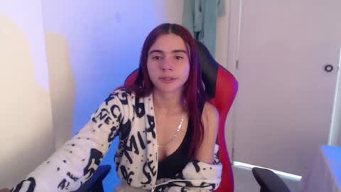 maxinesex_ online show from March 18, 2:20 pm