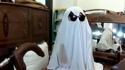 maxjr8008 online show from October 30, 6:59 am