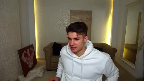 MaxKaiden online show from September 30, 4:50 am