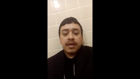 Snapshot of maxmax2311 chatting on April 7, 4:57 am Moe mac online show from April 7, 4:57 am